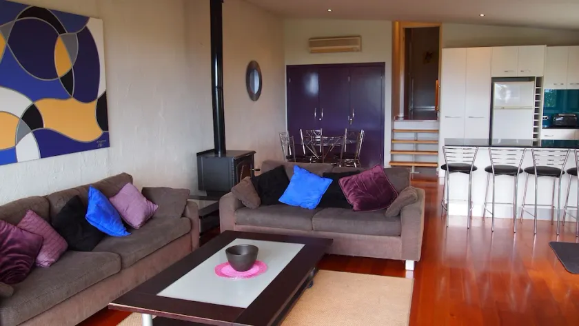Bel-Air Luxury Townhouse - Image 1