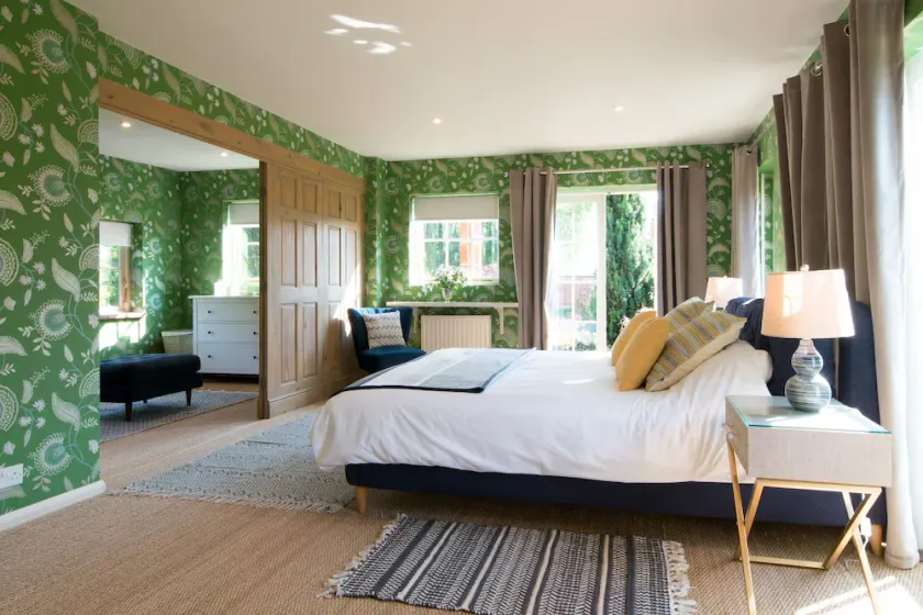 The Old Steam Mill, luxury, spacious, beautiful grounds, stunning location - Image 1