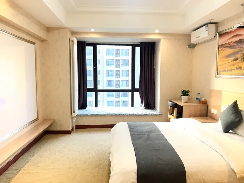 Xi'an Phoenix Holiday Hotel - Image 1