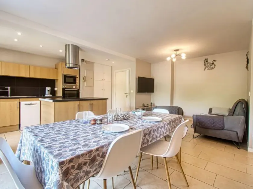 Les Jardins de Phebus by Interhome - Image 1