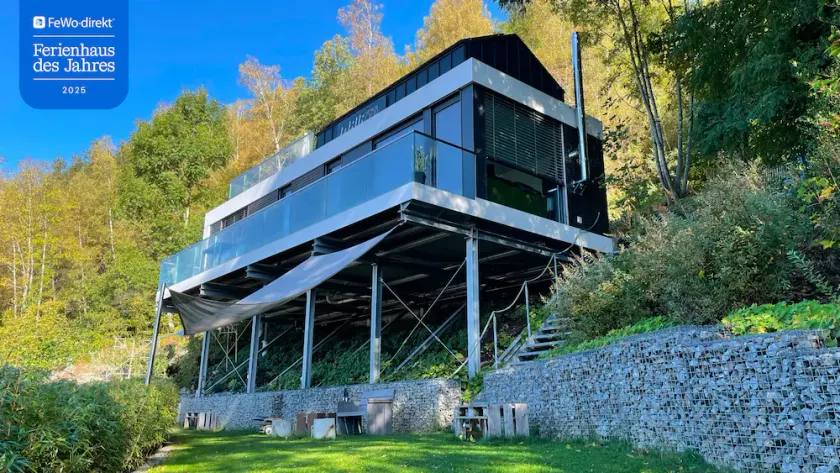 Außergewöhnliches Ferienhaus in Hanglage, Zentral Gelegen - Image 1