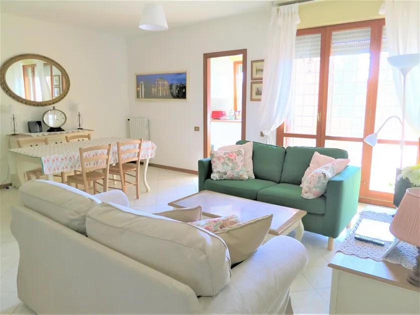 \"La Casa di Bambi\" - Image 1