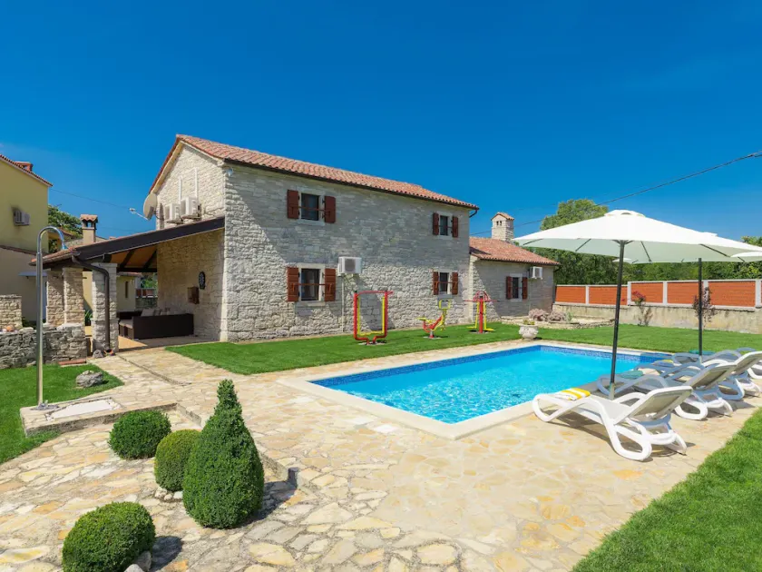 Holiday Home Bozac by Interhome - Image 1