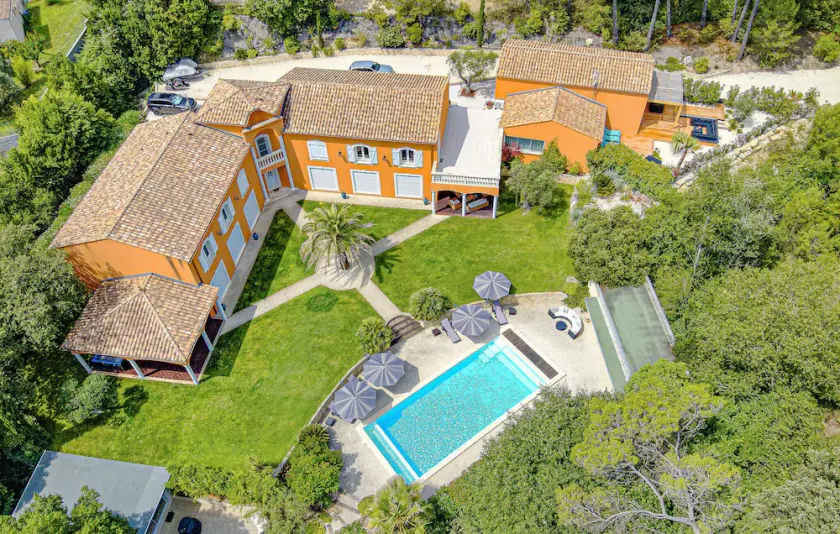 VILLA PALMIER avec PISCINE CHAUFFÉE PRIVÉE proche D'UZES ET ANDUZE - Image 1