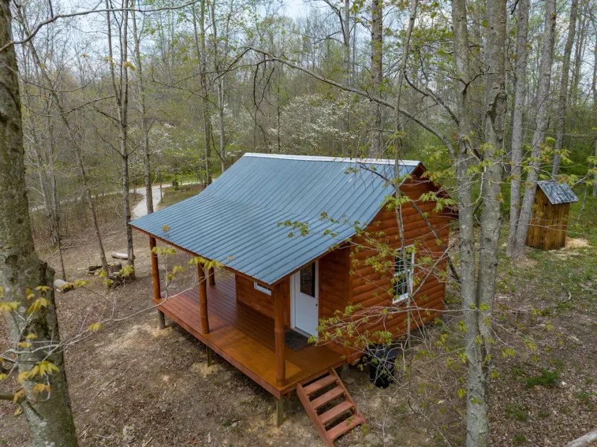 Dogwood Cabin - Off Grid - Image 1