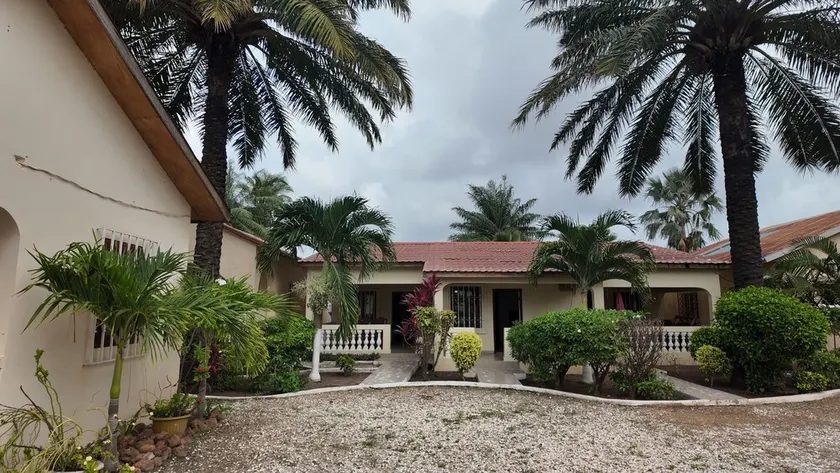 Ocean Walk Guesthouse - Image 1