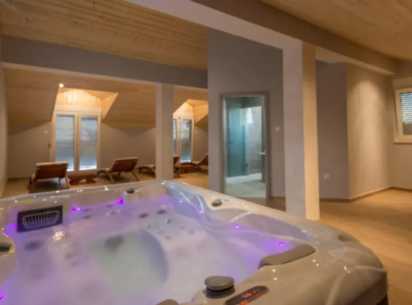 Holiday House BALEN with Swimming Pool - Image 1