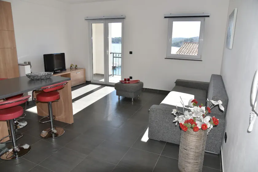 Villa Pina Tisno TOP**** Apartment Nicos at the See - Image 1