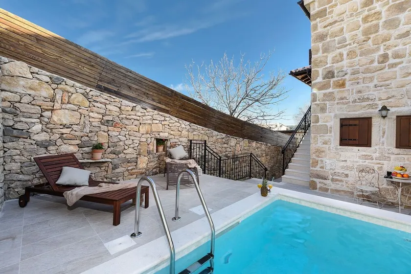 Villa Calandra - Image 1