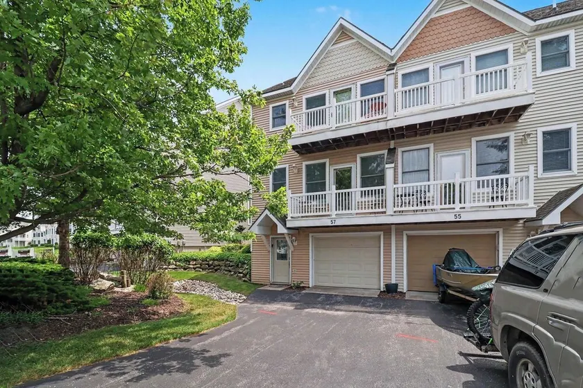 Harbor Village Townhouse Condo at LK MI - Image 1
