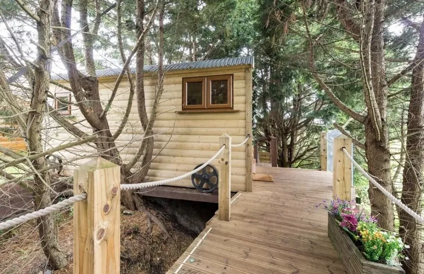 The hideaway - Image 1