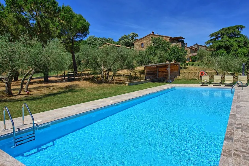 Villa em Piazze com 3 quartos e capacidade para 6 pessoas - Image 1