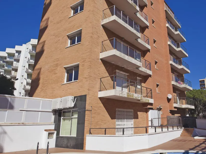 Cozy Family Apartments at Los Pinos – 50m from the Beach, Pool & Free WiFi - Image 1