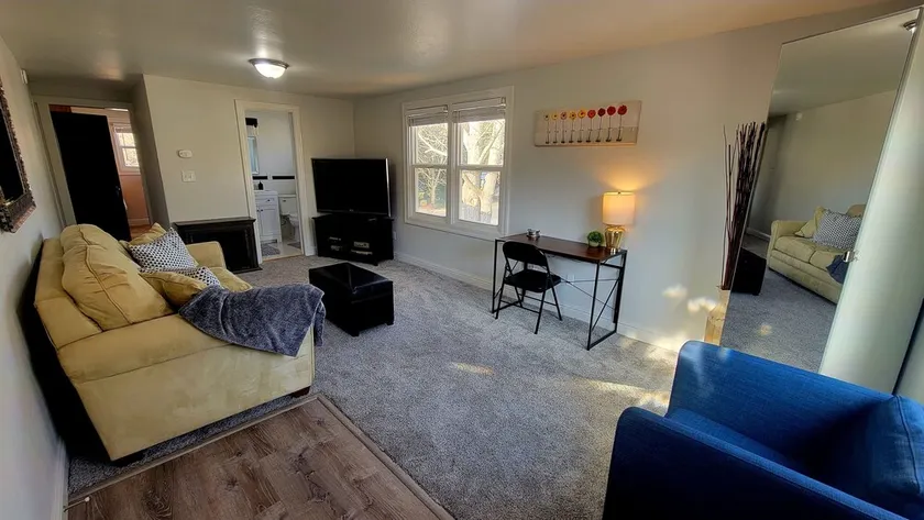 Cozy Martinez Apartment ~ Centrally Located - Image 1
