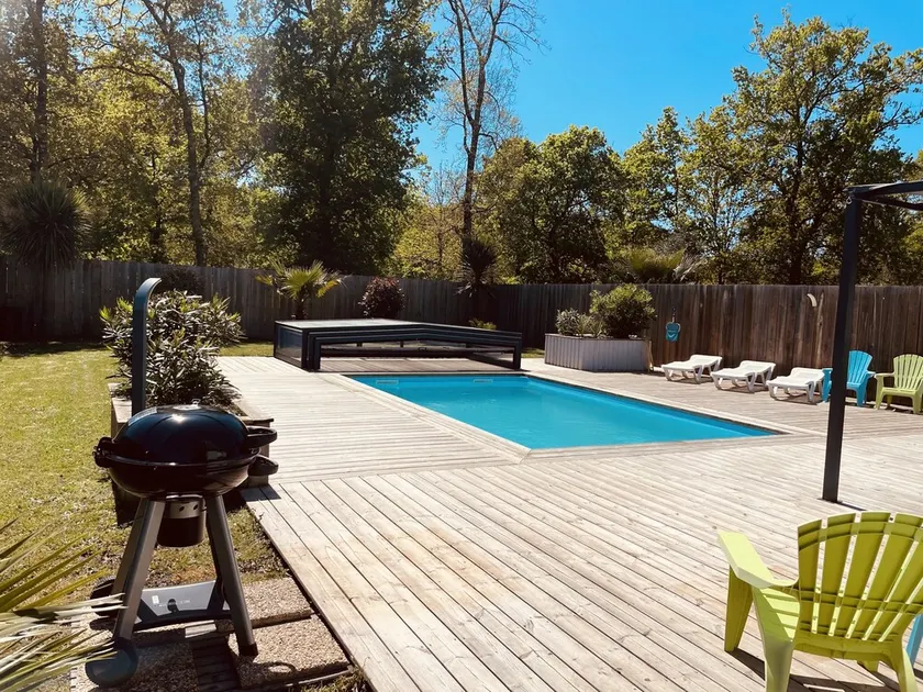 Quiet house with a heated pool near Soulac-Mer and Montalivet. - Image 1