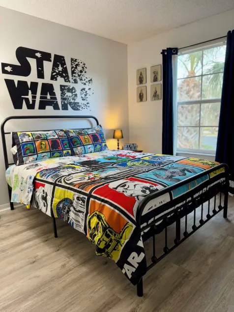 4 miles to Disney No Pet Fee! Low cleaning fee! Pools, hot tubs, Tiki Bar etc! - Image 1