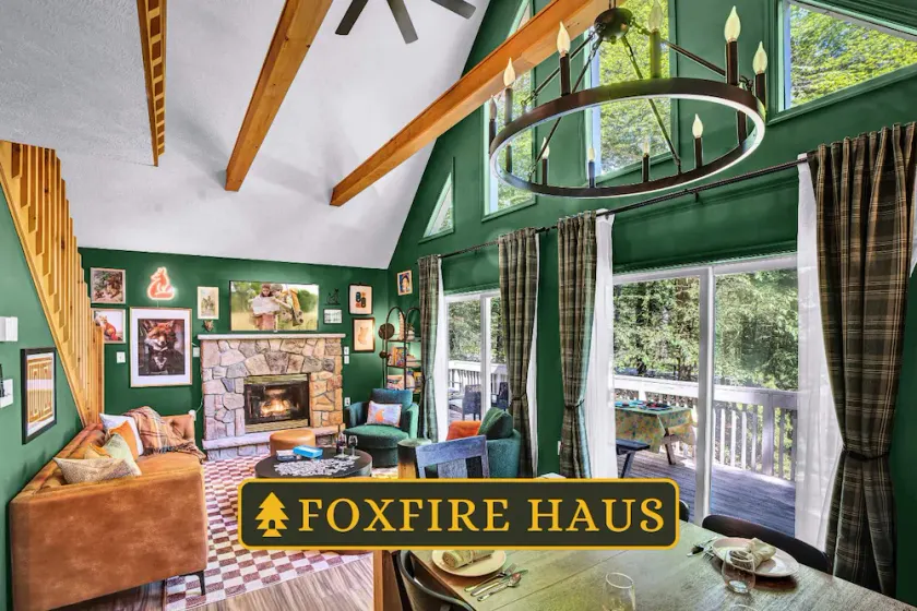 Foxfire Haus - Modern - Lake & Beach, Hot Tub - Image 1