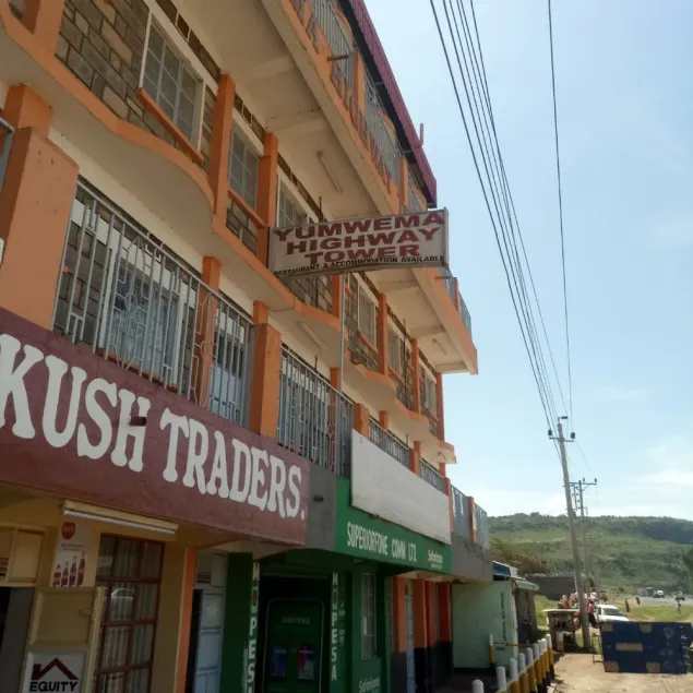 YUMWEMA GUEST HOUSE - Image 1