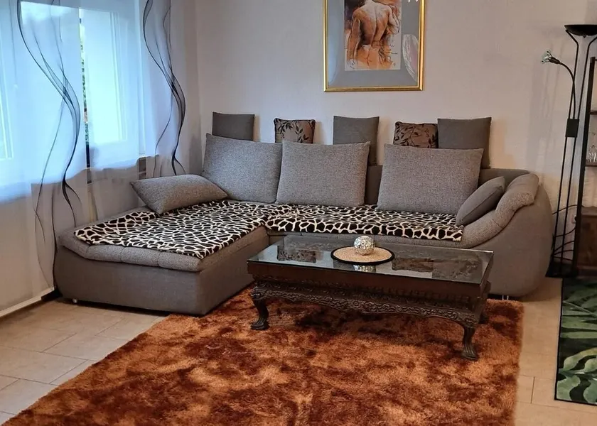 Vacation apartment \"Zoe\" with balcony in a central location in Volkach - Image 1