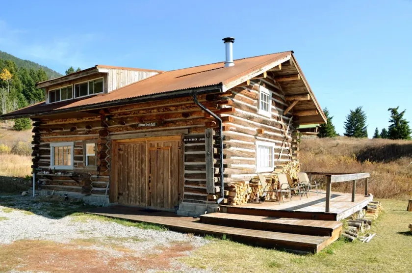 Johnson Creek Cabin * Outstanding Views * 5 Acres of Social Distancing * Sleeps8 - Image 1