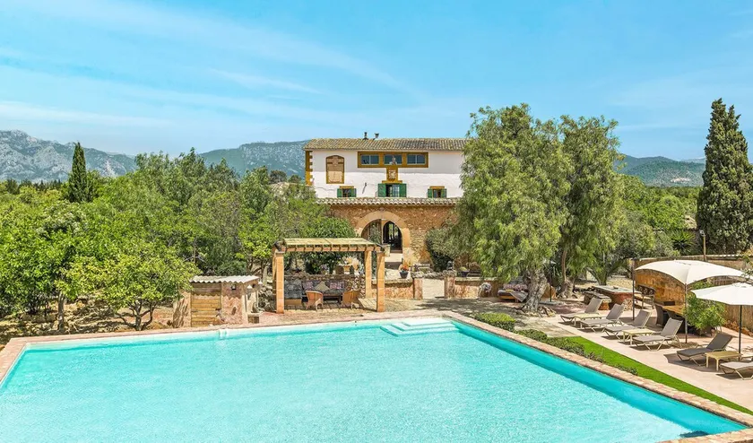 Fantastisk privat finca. 6 soveværelser. fuldt aricon og wifi. 15 min fra Palma - Image 1