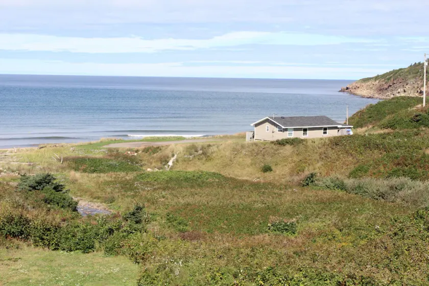 Beachfront Cottage in Broad Cove Marsh - Image 1