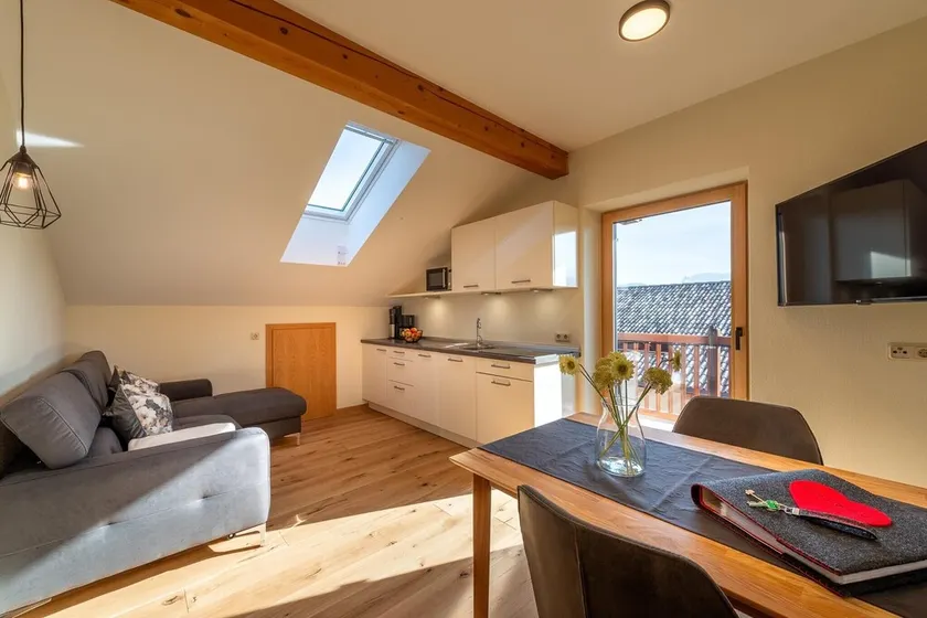 Apartment 'Weinangerhof Nussbaum' with Mountain View, Wi-Fi and Air Conditioning - Image 1