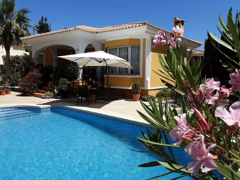 DES VACANCES INOUBLIABLES !!!BELLE VILLA AVEC PISCINE ET TOUTES COMMODITÉS. - Image 1