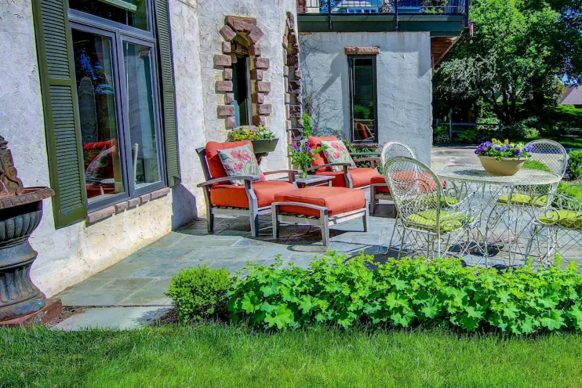 Cozy Private Cottage overlooking the St. Croix River Valley - Image 1