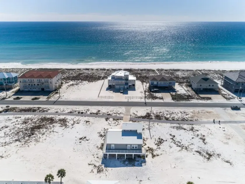 Navarre/Pensacola Beach Home 450ft to Ocean Water - Image 1