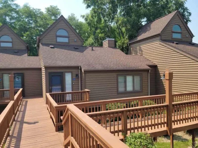 3 Bedroom, 3 bath townhouse in The Galena Territory - Image 1