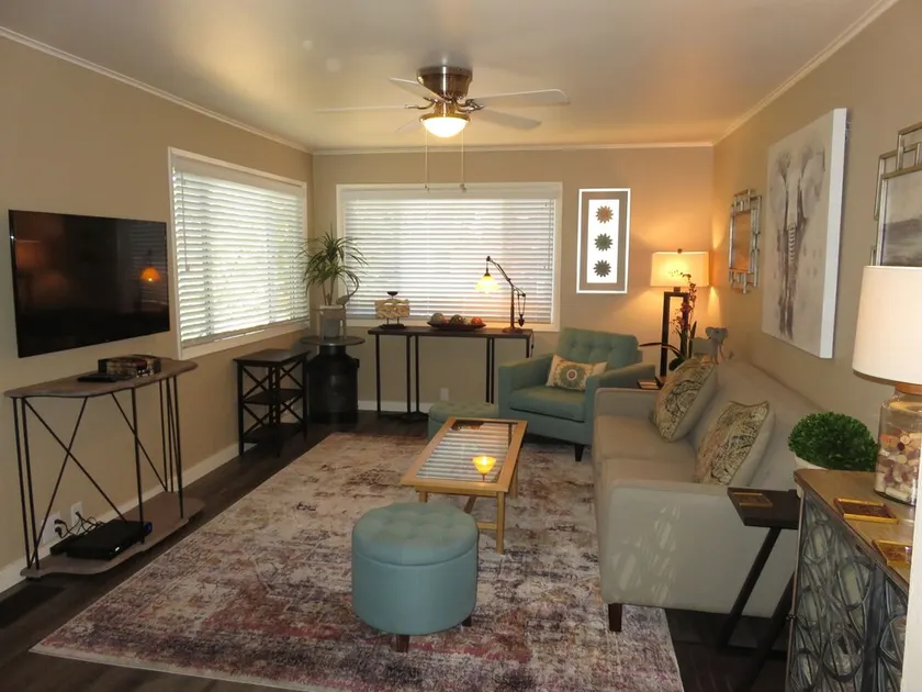 Wine Country Getaway under the Oak - Image 1