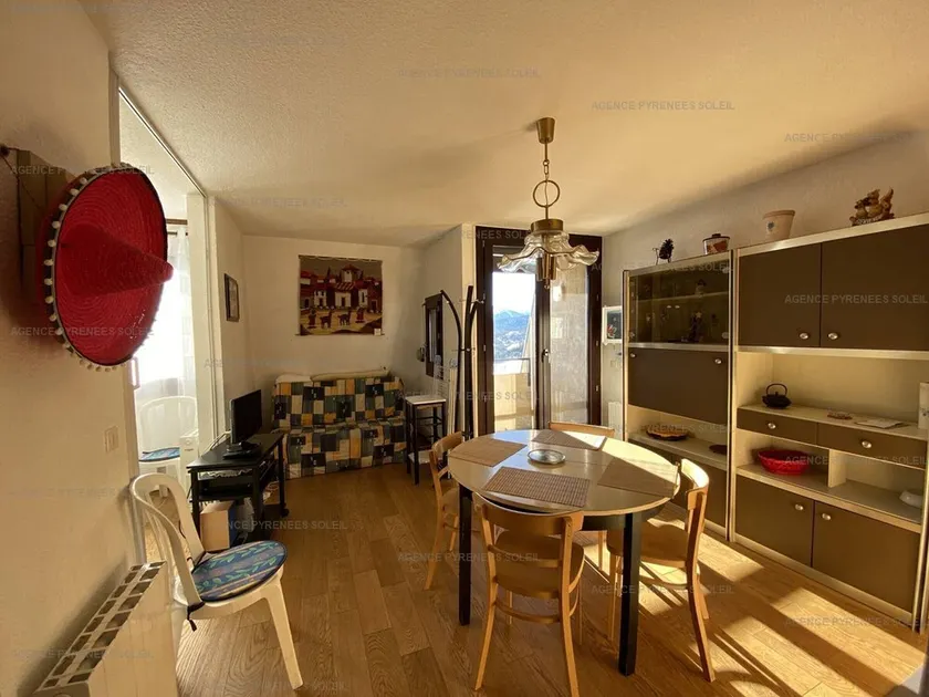 1BR for 4 with parking and ski locker 300m from shops - Image 1