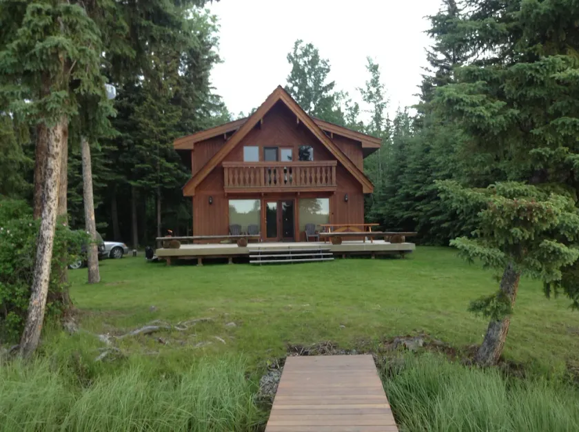 Beautiful Lakefront Cabin on Sheridan Lake bay - Image 1
