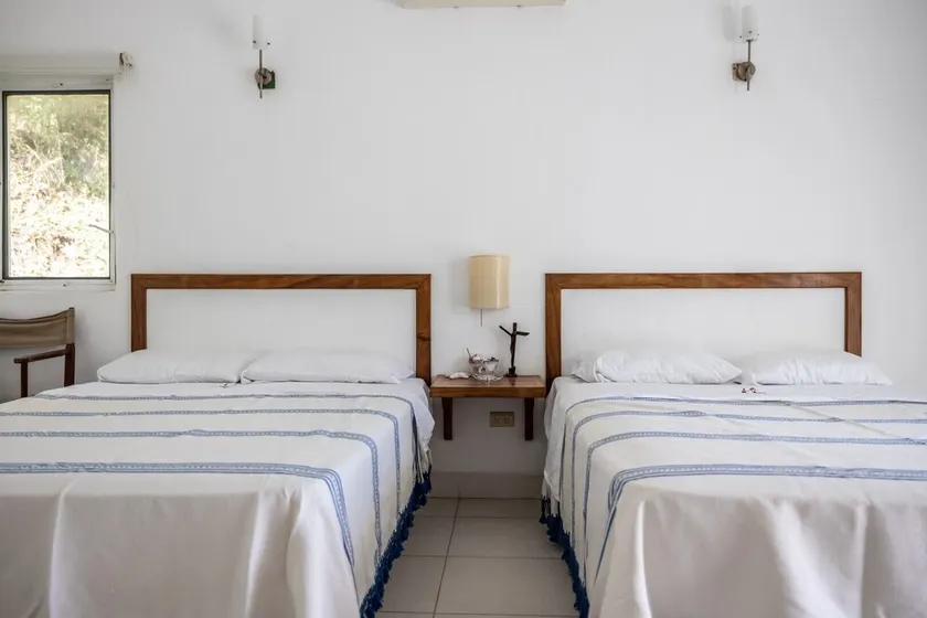 Beachfront House, almost private beach-La Fragata - Image 1