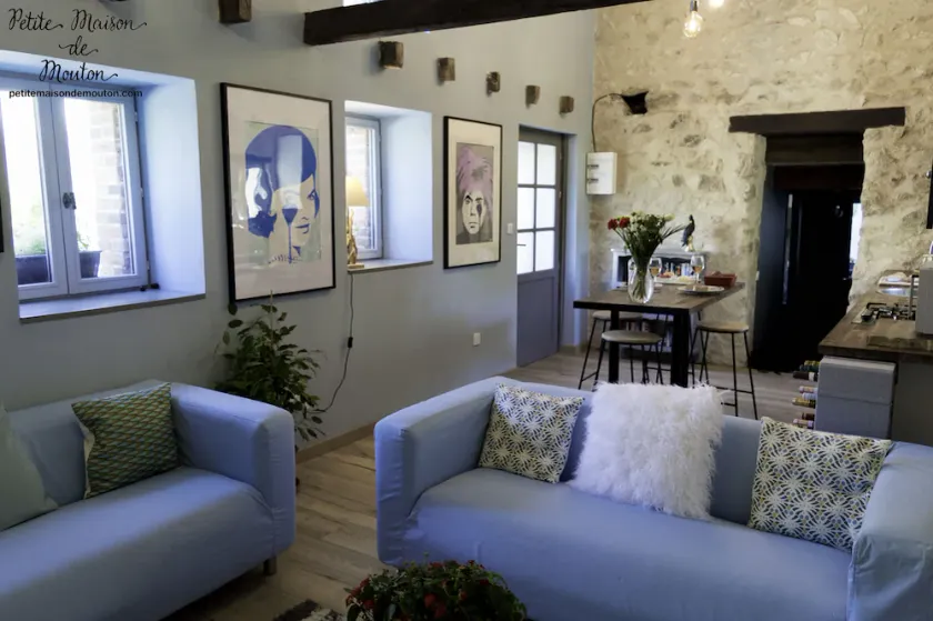 Renovated barn,  great for countryside walks, and bike rides - Image 1