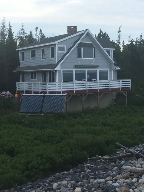 Oceanside Hütte mit spektakulärer Aussicht! Ledgeview Cottage. - Image 1