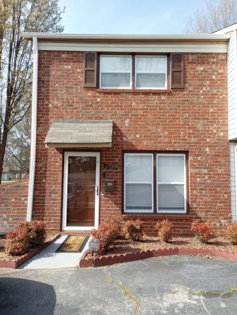 Nice CozyHome, Winston-Salem - Image 1