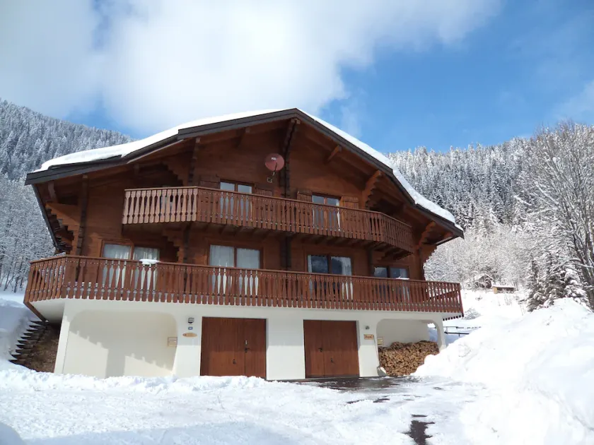 CHALET in CHATEL Piste da sci dell'Alta Savoia Linga 4 camere da letto 8 persone - Image 1