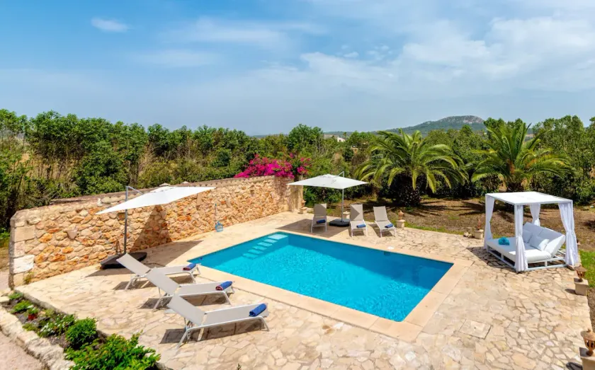 Historic finca \"La Linda\" with pool and absolute privacy - Image 1