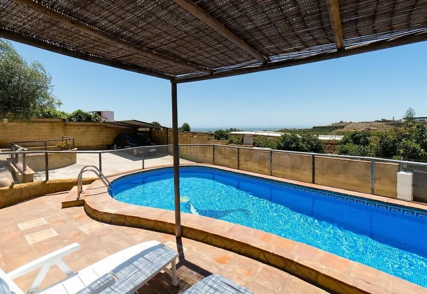 Ferienhaus Los Aperos 1 mit Meerblick, Pool, Garten und WLAN - Image 1