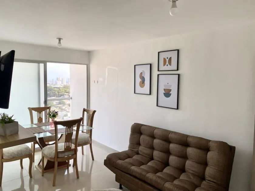 Apartment in Cartagena. Entire and Furnished. 5 minutes from the beach! - Image 1