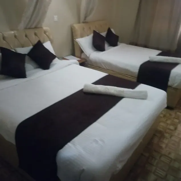 Dominion Castle Hotel - Image 1