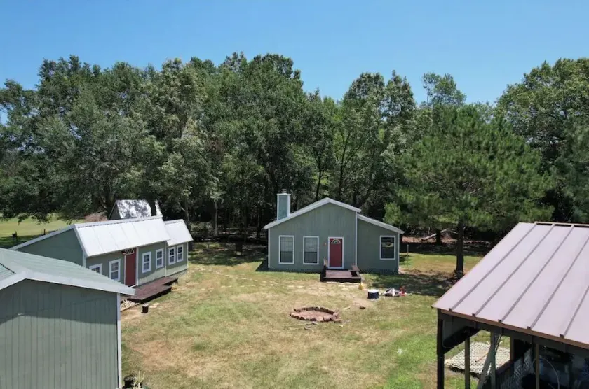 BDB 3: Exclusive Buyout: 4 Cabins - Image 1