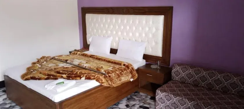 Mezban hotel - Image 1