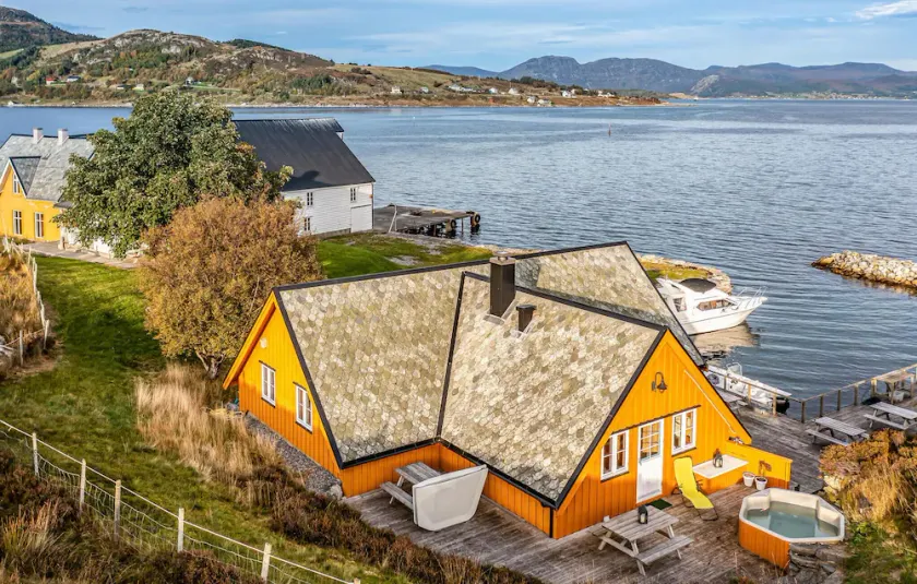 4 Bedroom Cozy Home In Kvamsøy - Image 1