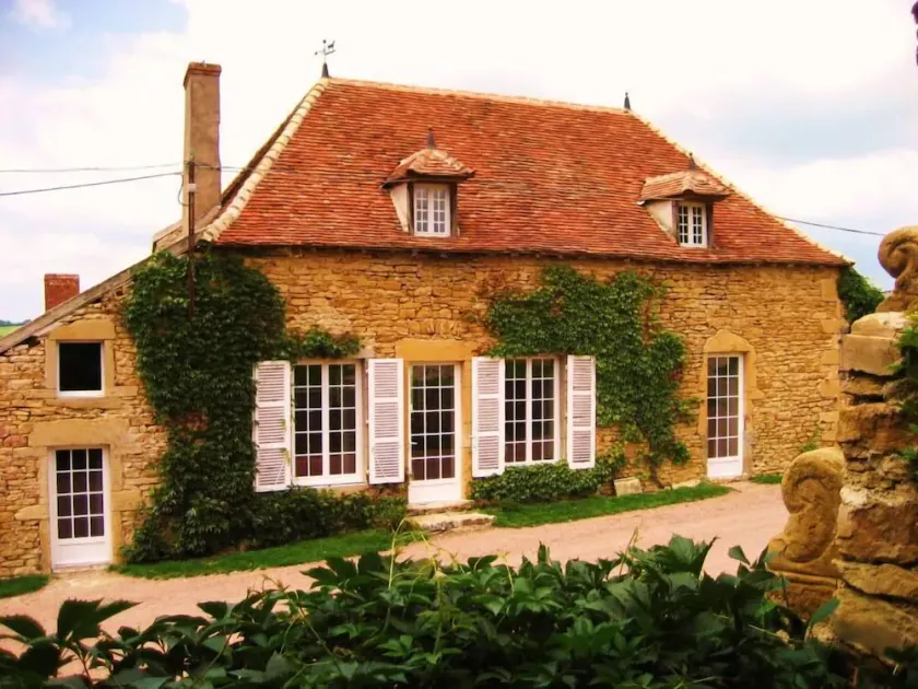 Champlecy: Maison de caractère, entre PARAY LE MONIAL ET CLUNY - Image 1