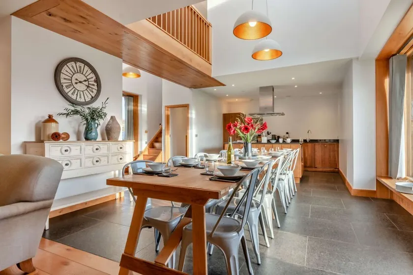 Luxuriously presented holiday cottage in the Cotswolds - Yew Barn & The Cottage - Image 1