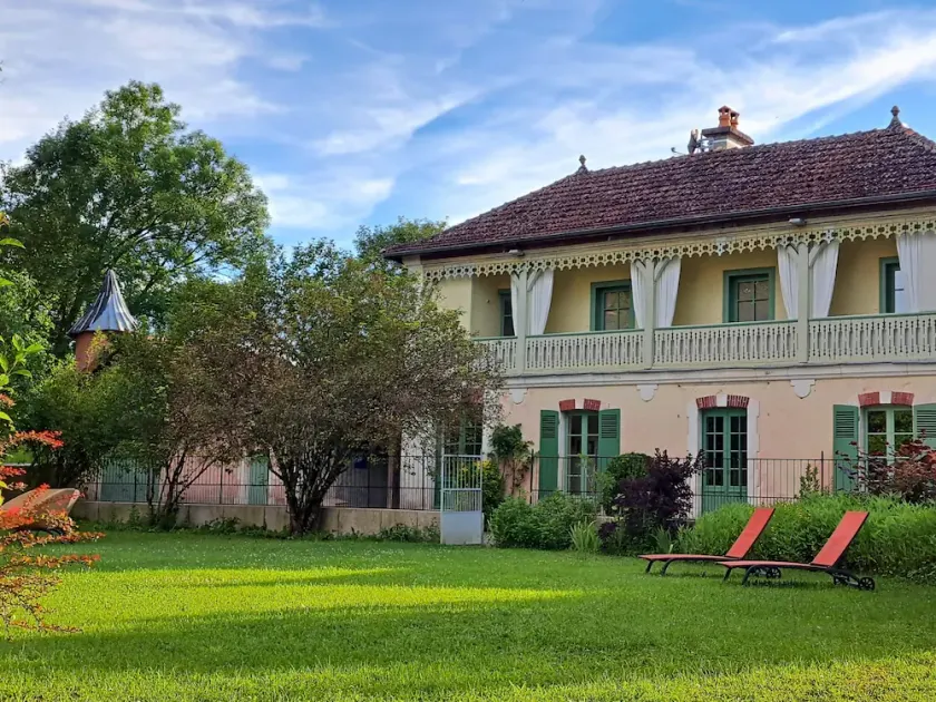VILLA DES PROMENADES, 5* atypical in a National Forest Park, European Ecolabel - Image 1