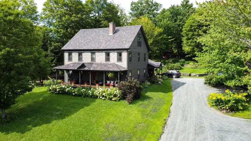Vermont life at Hill Top Gardens - Image 1